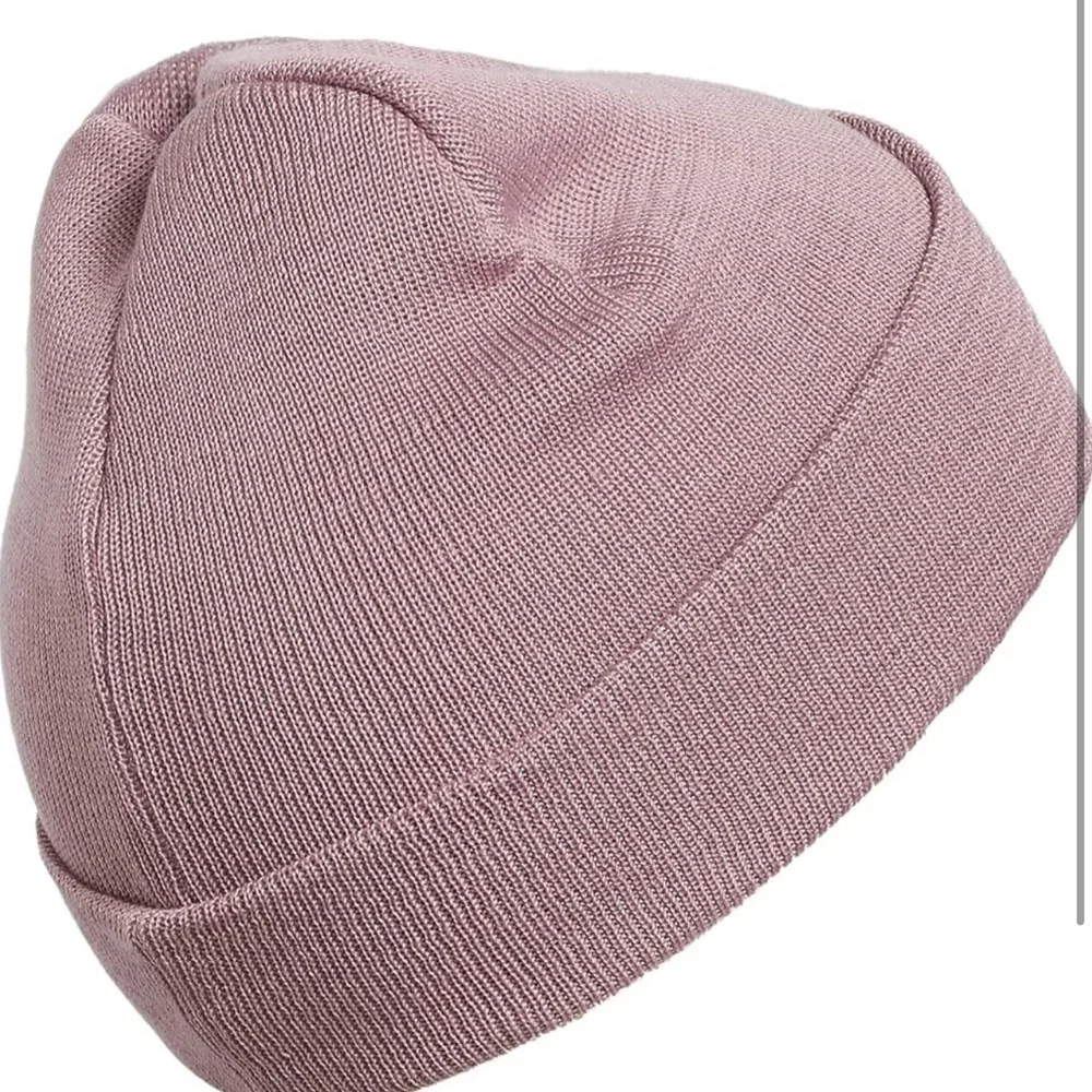 New Women's Adidas Magic Mauve Fold Beanie